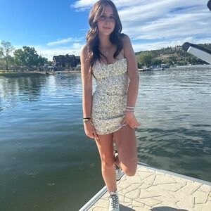 Meet your Posher, Mackenzie